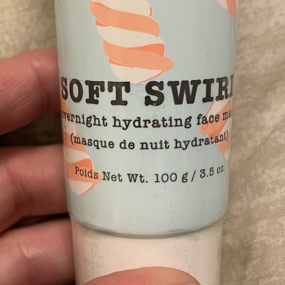 Trifle Cosmetics Soft Swirl - Overnight Hydrating Face Mask - Picture 3 of 4